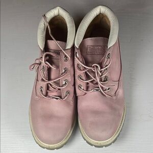 Timberland Light Pink Leather Boots B21